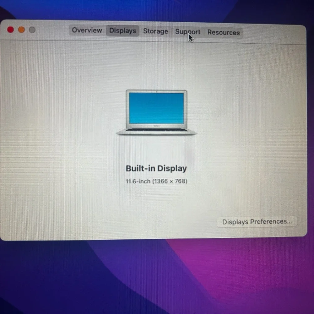 Apple MacBook USED
